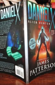 Daniel X: Alien Hunter A Graphic Novel